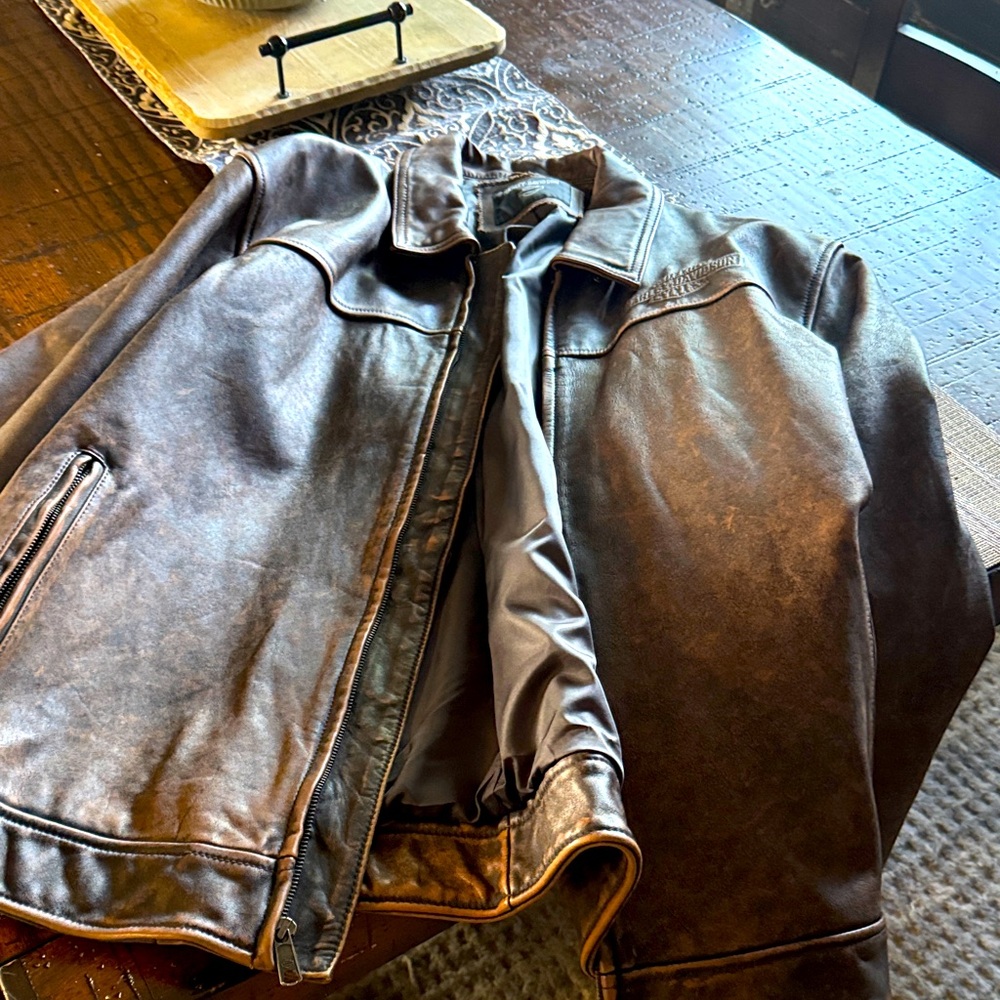 Harley-Davidson Dark Brown Leather Motorcycle Jacket XLT.
